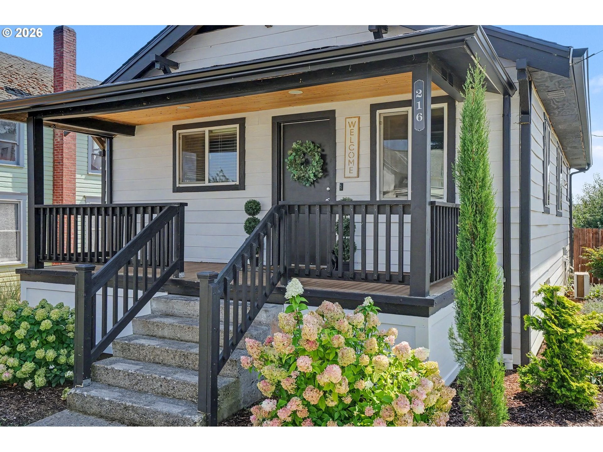 216 E MAIN ST