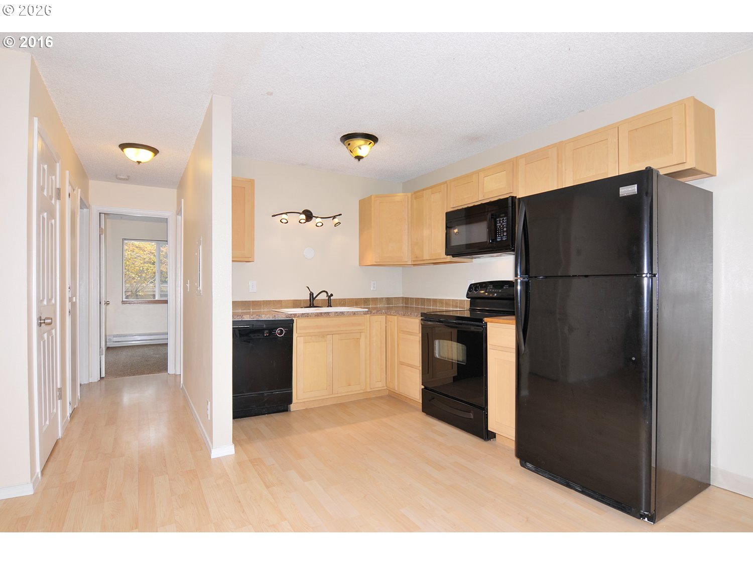 200 SW FLORENCE AVE E1