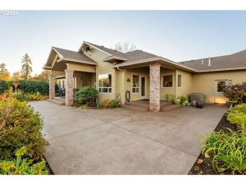 A home in Roseburg