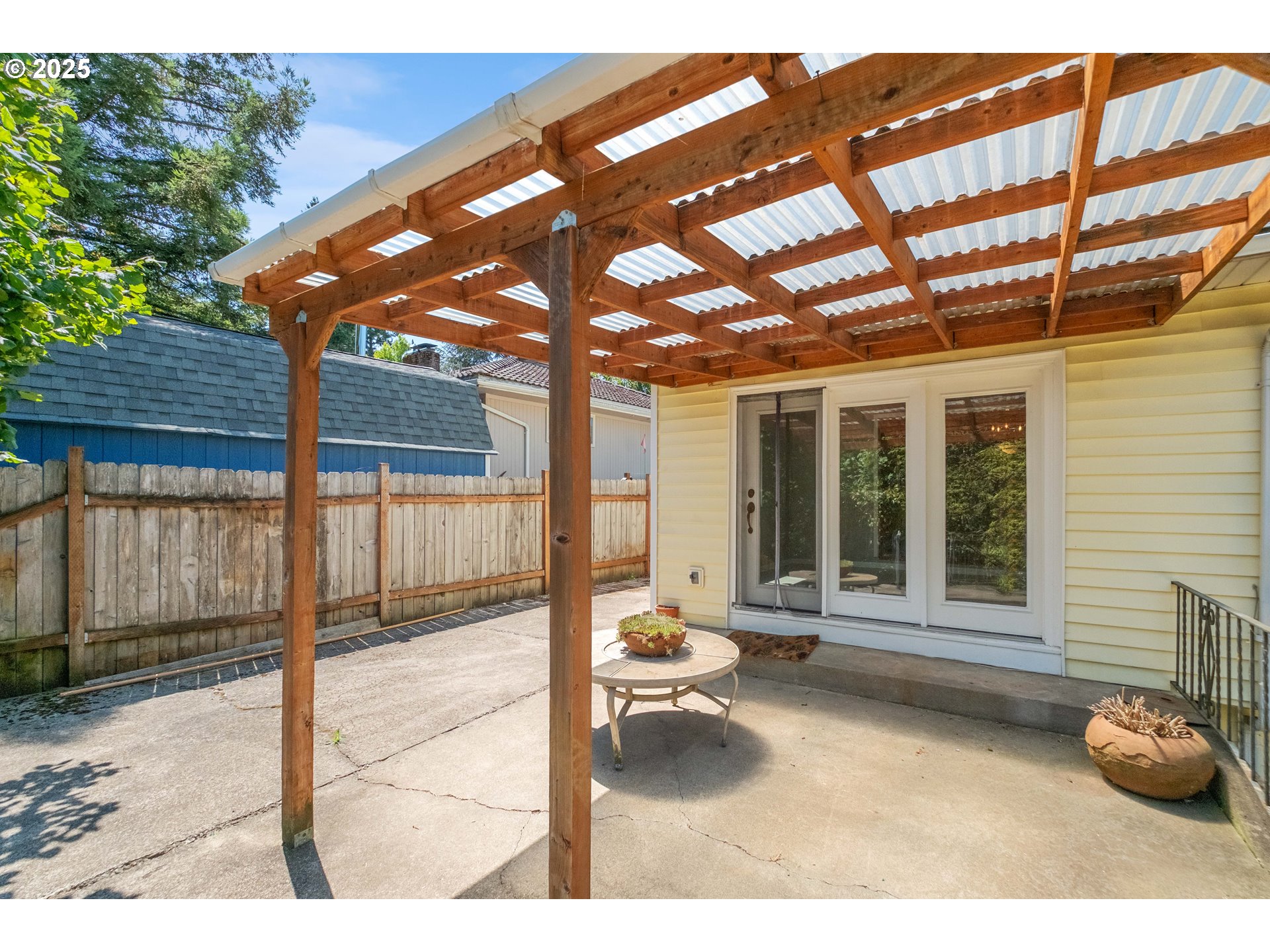 Salem, Oregon 97304, United States, 6 Bedrooms Bedrooms, ,3 BathroomsBathrooms,Residential,Active,168374