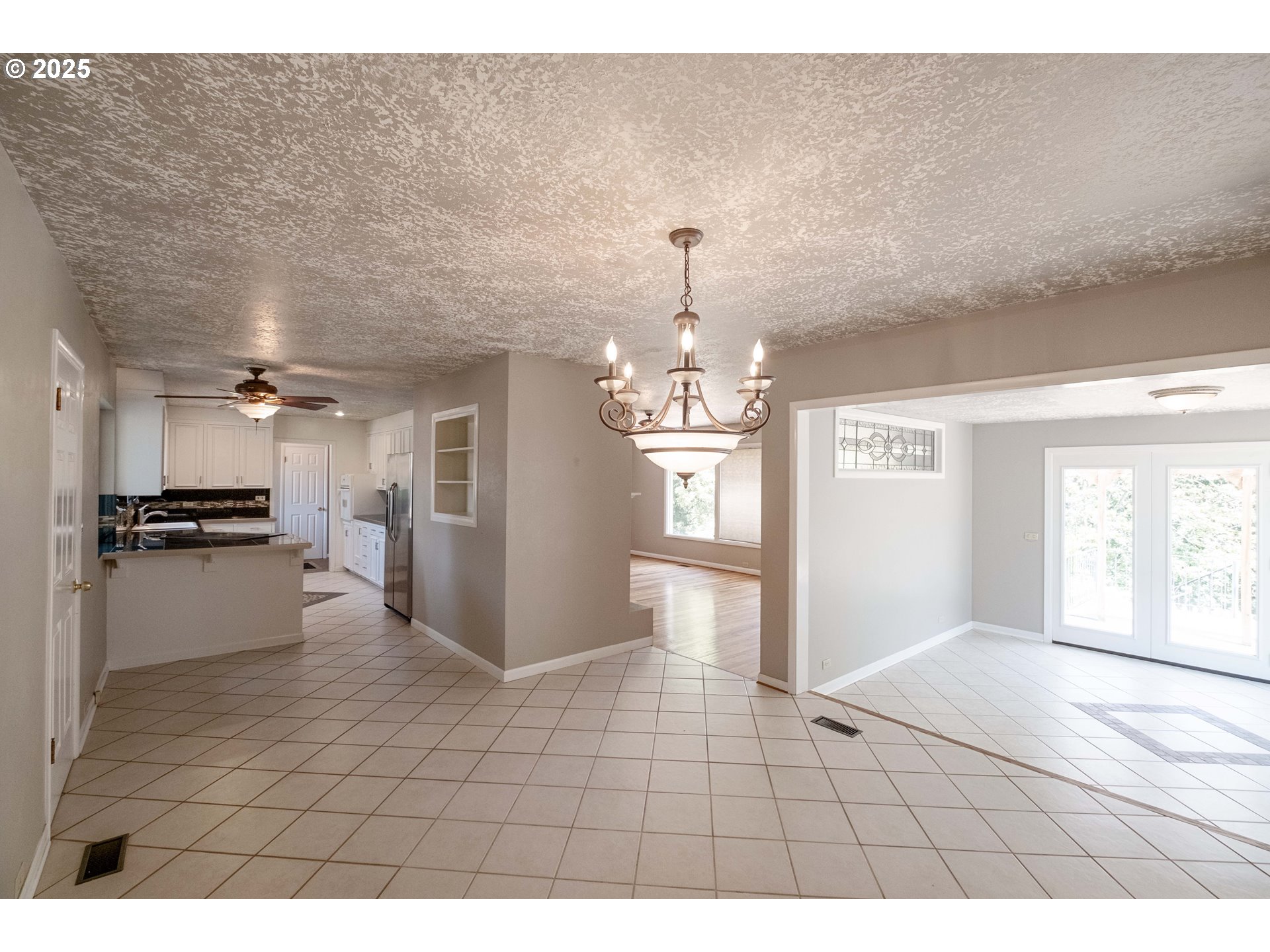 Salem, Oregon 97304, United States, 6 Bedrooms Bedrooms, ,3 BathroomsBathrooms,Residential,Active,168374