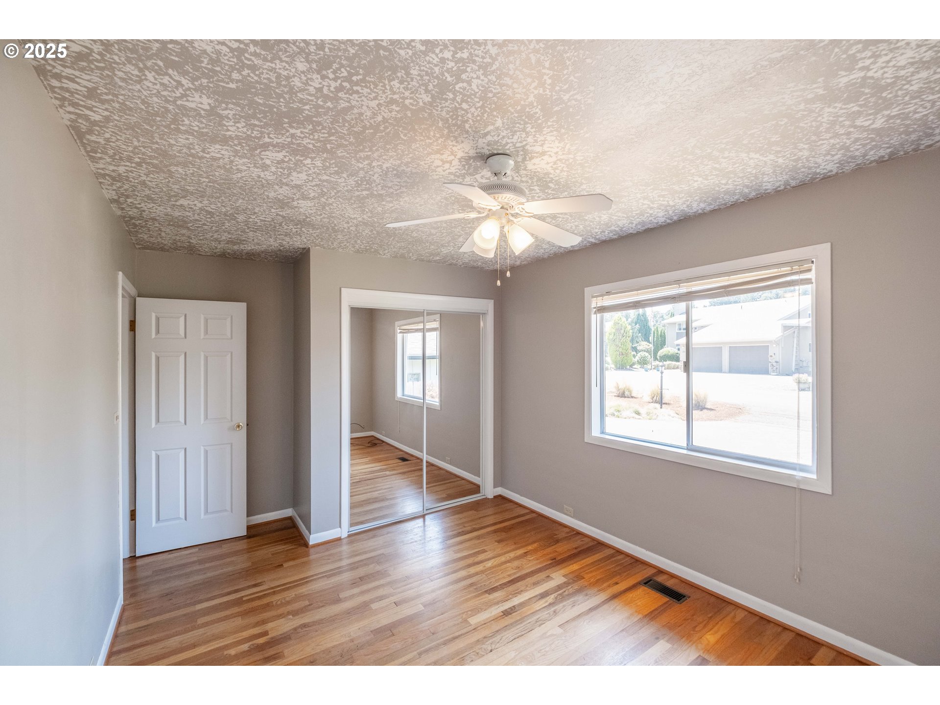 Salem, Oregon 97304, United States, 6 Bedrooms Bedrooms, ,3 BathroomsBathrooms,Residential,Active,168374