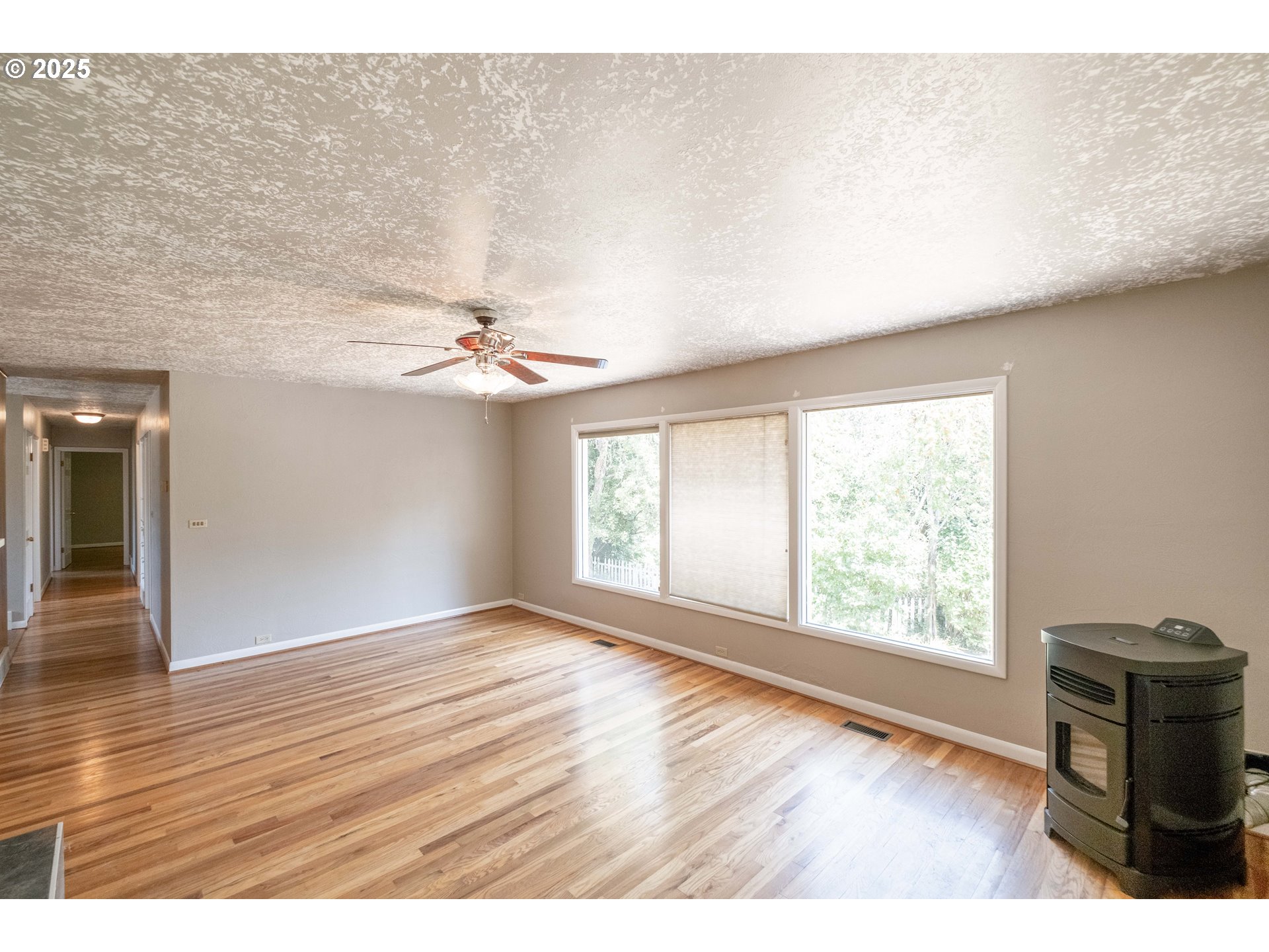 Salem, Oregon 97304, United States, 6 Bedrooms Bedrooms, ,3 BathroomsBathrooms,Residential,Active,168374