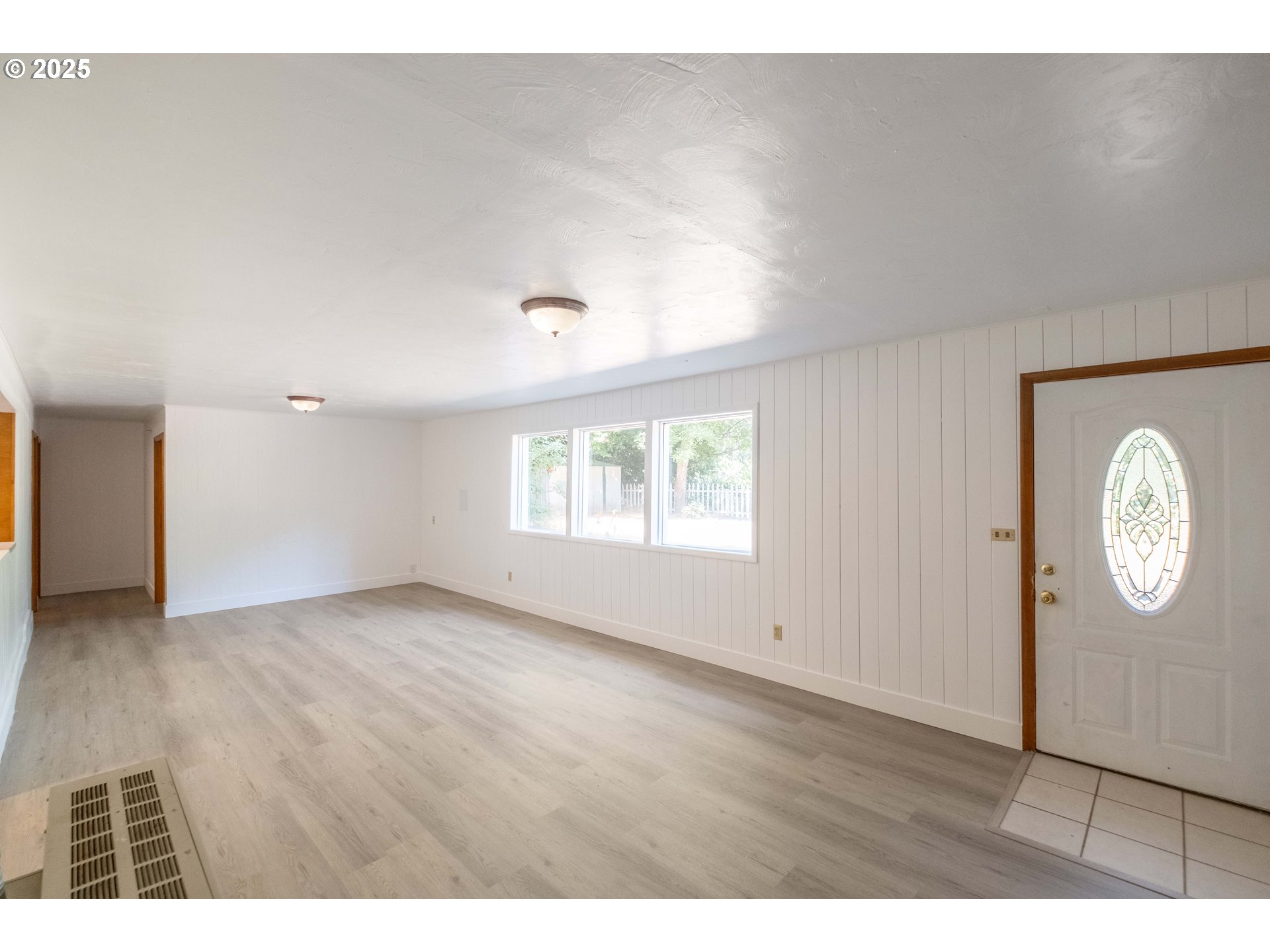 Salem, Oregon 97304, United States, 6 Bedrooms Bedrooms, ,3 BathroomsBathrooms,Residential,Active,168374