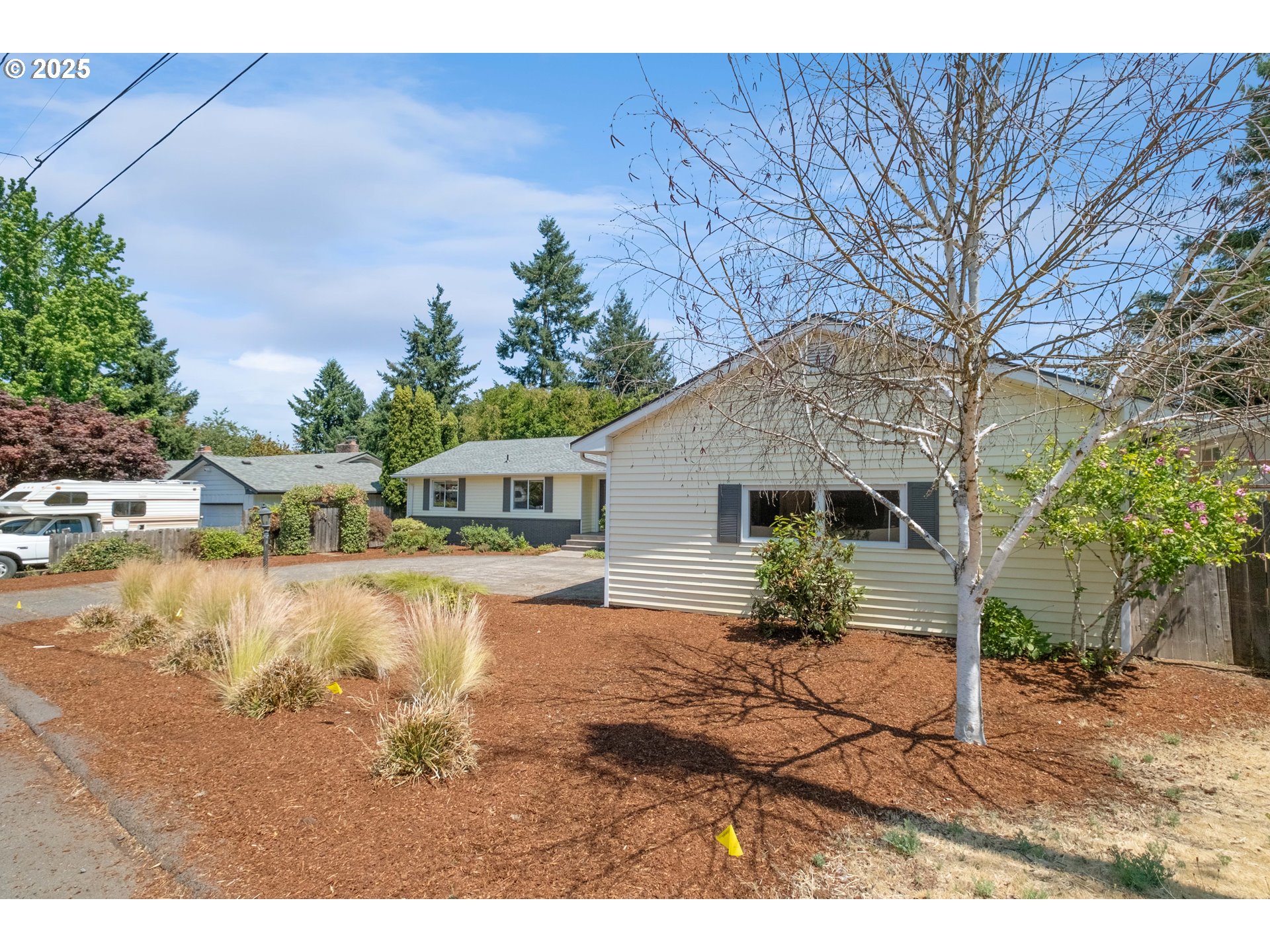 Salem, Oregon 97304, United States, 6 Bedrooms Bedrooms, ,3 BathroomsBathrooms,Residential,Active,168374