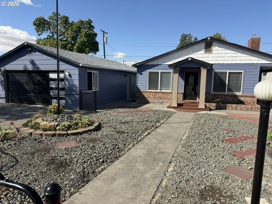 717 ROBBINS ST, MILTON FREEWATER, OR 97862 - Image 3fe3eb1bc8d1ea5f40b74abd3ca7f171/3423559282