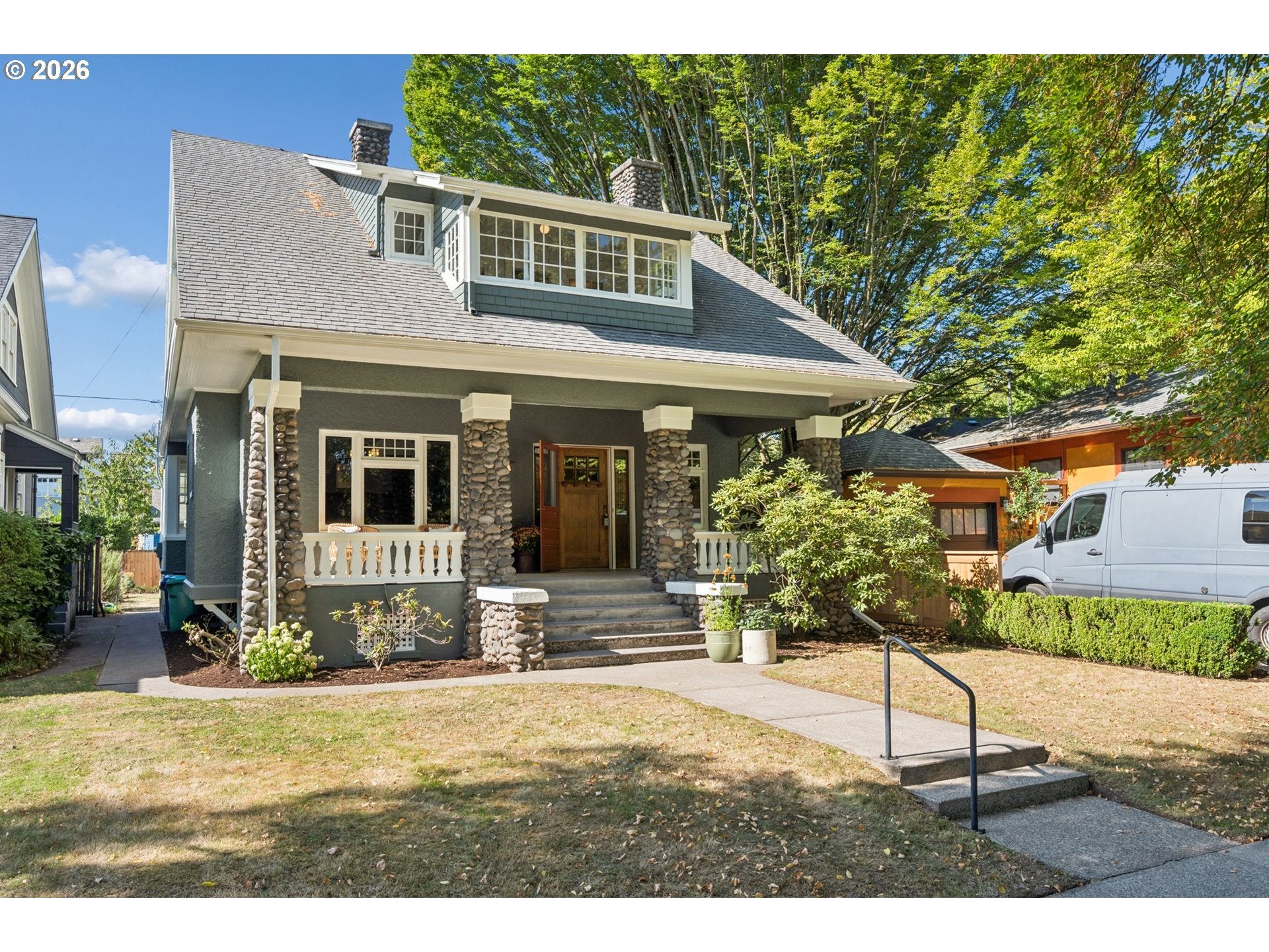 2017 SE ELLIOTT AVE
