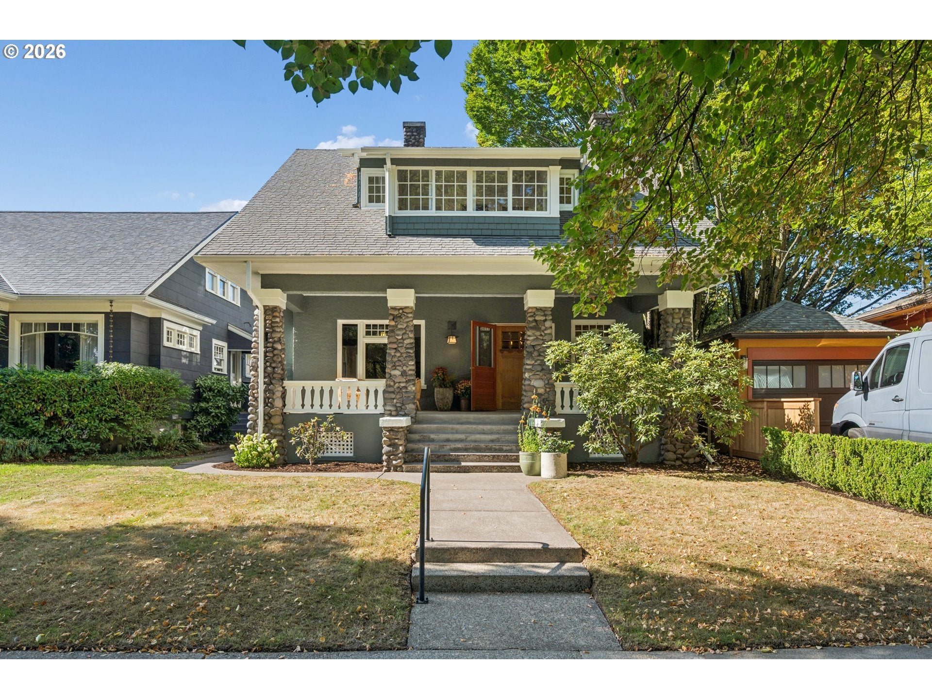2017 SE ELLIOTT AVE