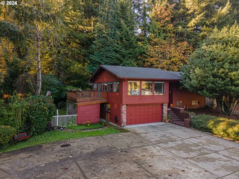 A home in Coos Bay