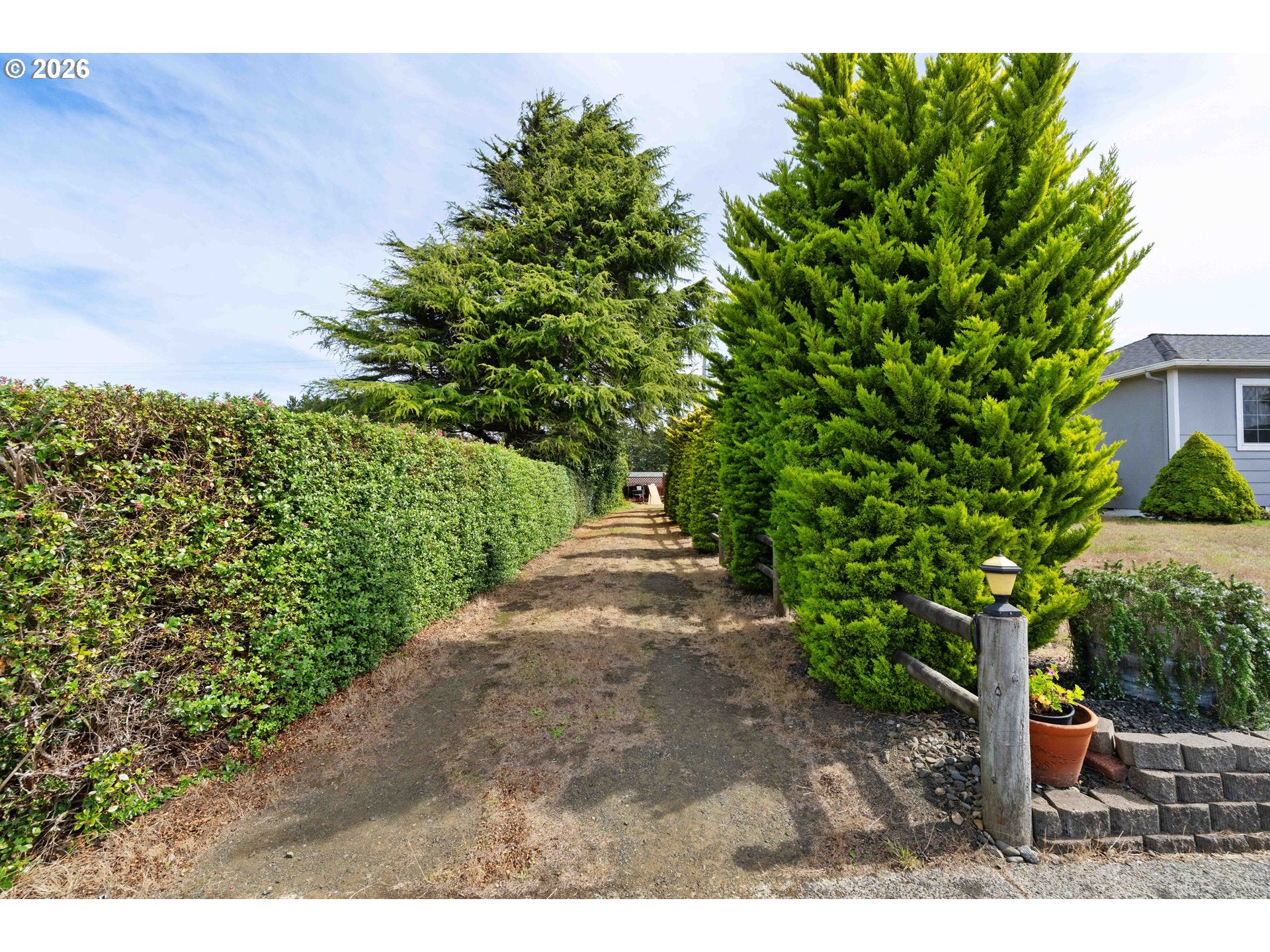 1615 Johnson ST