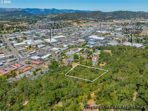 1111 NE CRESCENT ST Roseburg OR 97470