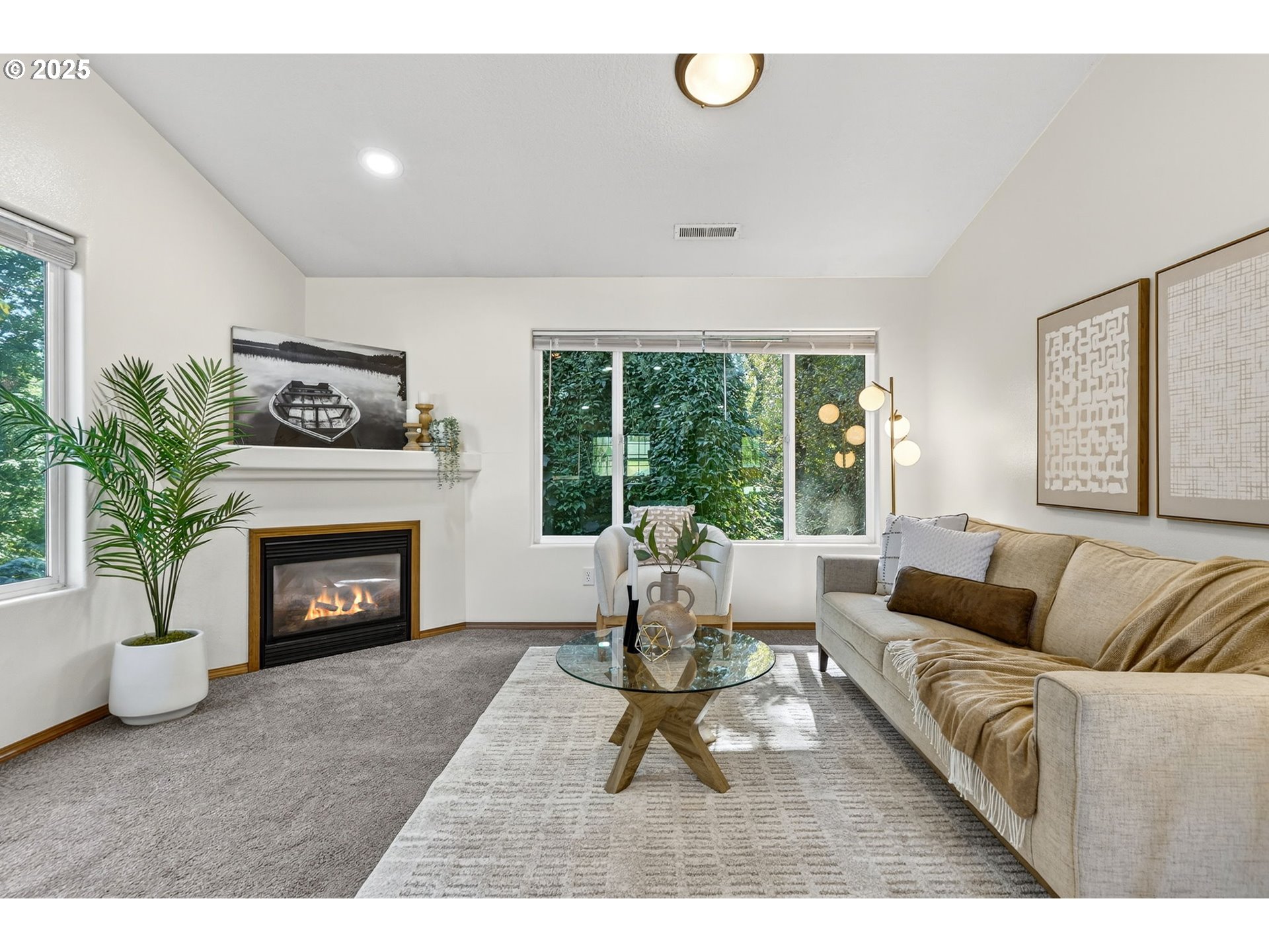 305 EDGEWATER RD