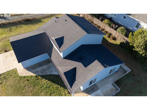 A home in Bandon