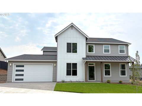 Photo of 3615 NE 171st Way, Vancouver, WA 98686 (MLS # 331429934)