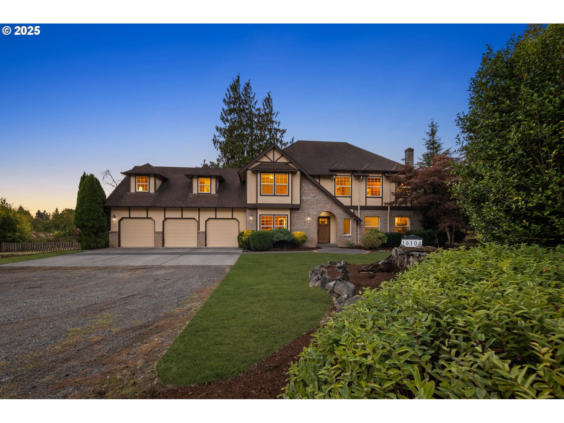 16104 NE 6TH CT