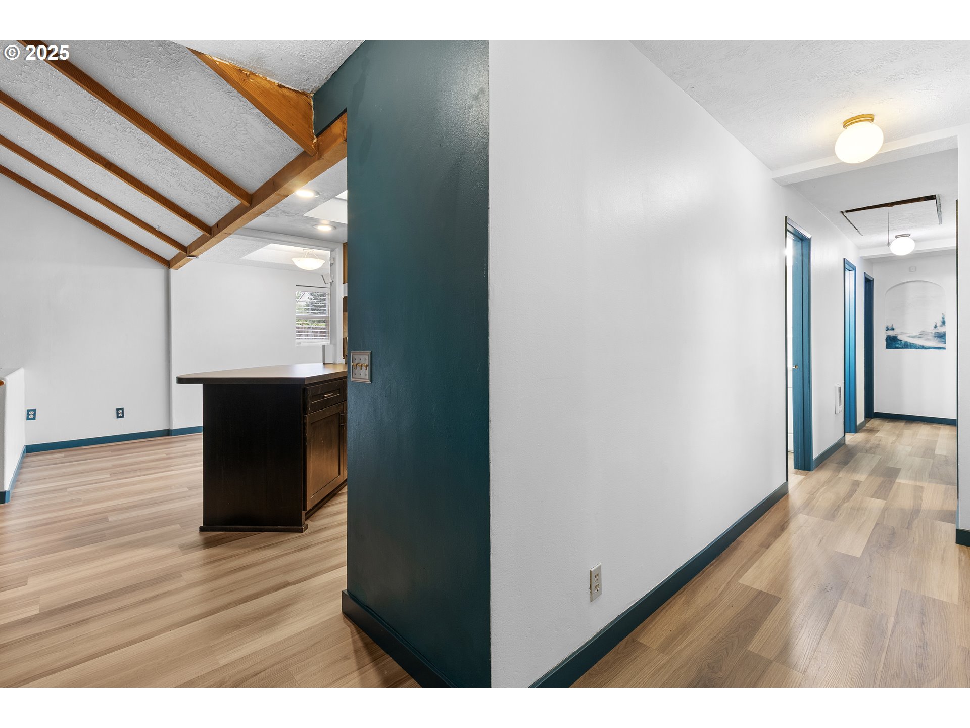 7324 SE Crystal Springs BLVD