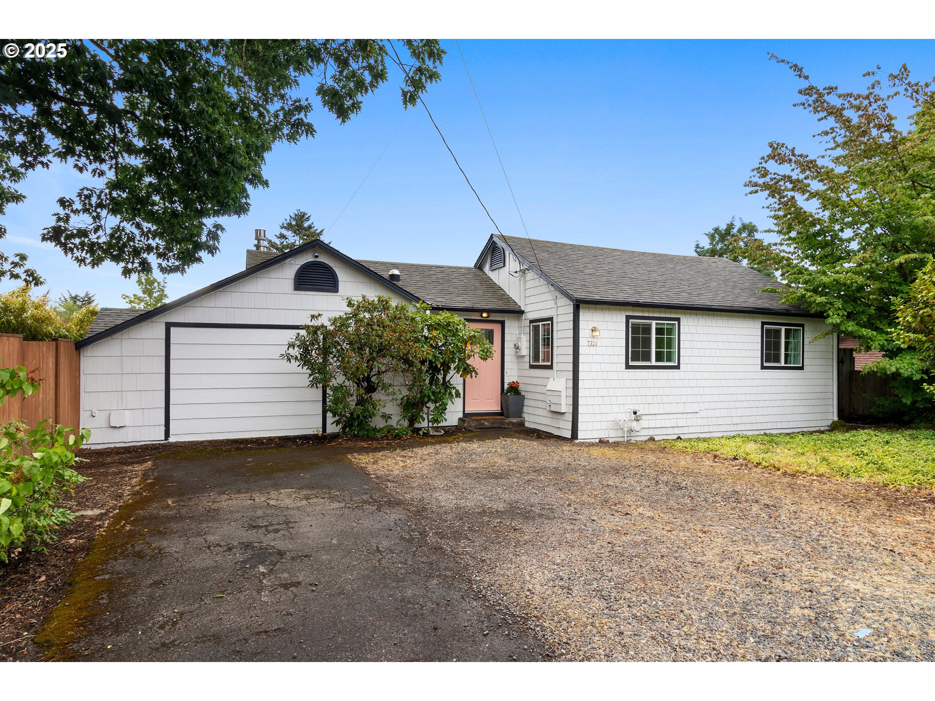 7324 SE Crystal Springs BLVD