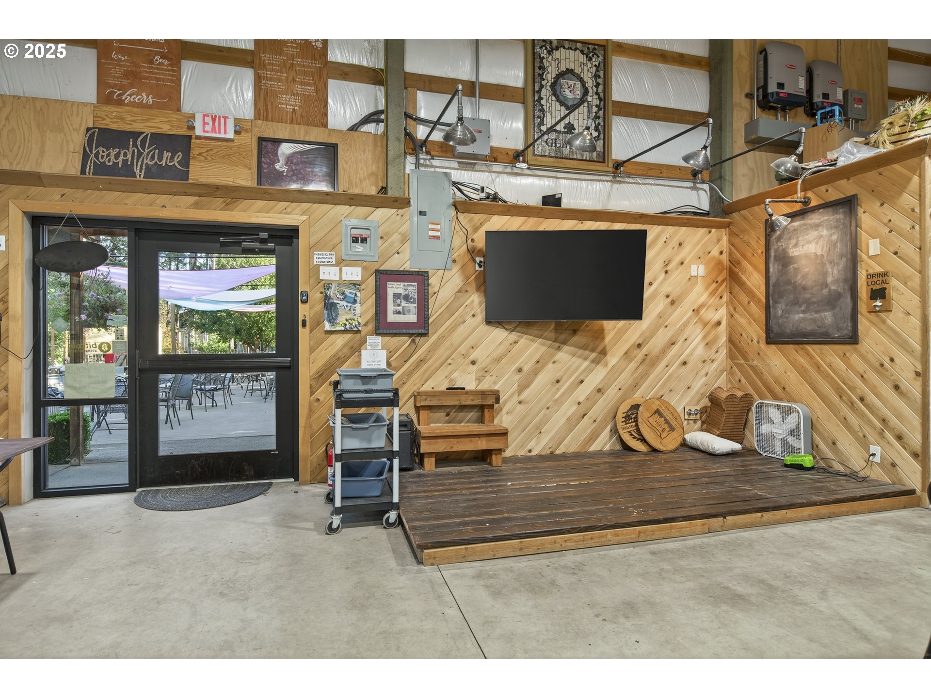 161 LOWER GARDEN VALLEY RD
