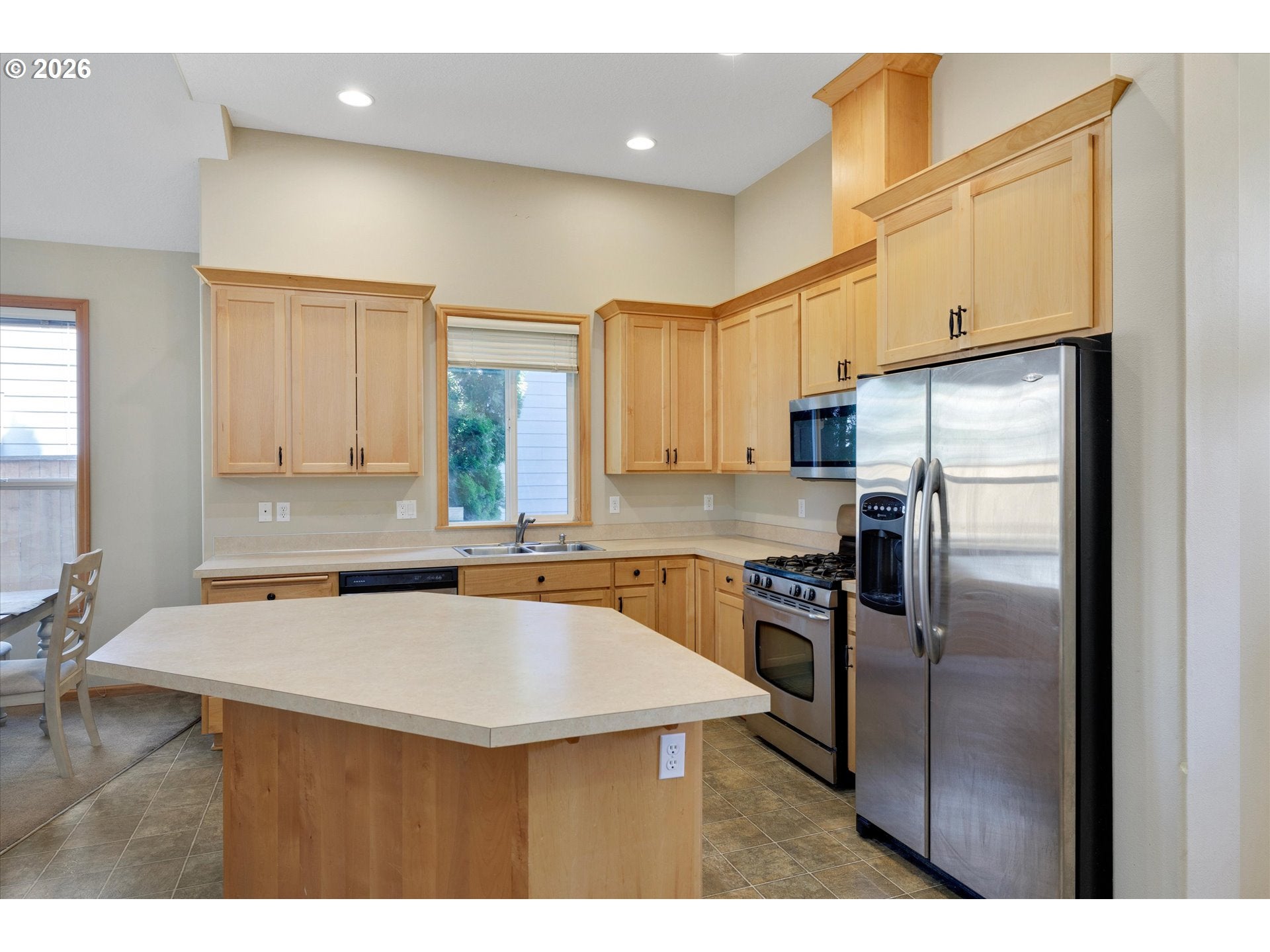 410 SW 14TH CT