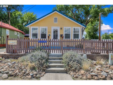 312 N CANYON BLVD John Day OR 97845