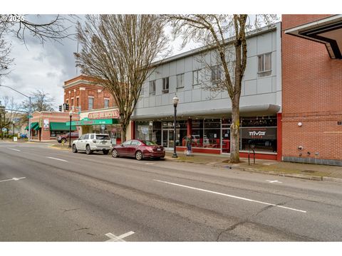 612 MAIN ST Springfield OR 97477