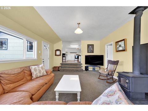 Tiny photo for 84816 Cloverdale Rd, Creswell, OR 97426 (MLS # 218695627)