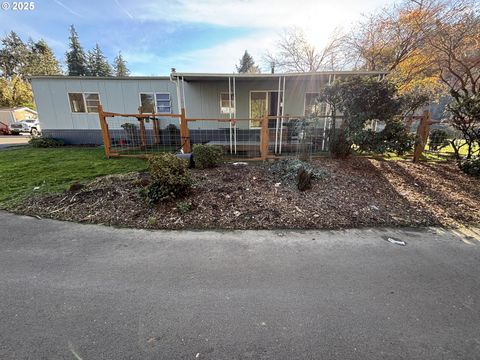 Photo of 16300 SE Highway 224, Damascus, OR 97089 (MLS # 783931379)