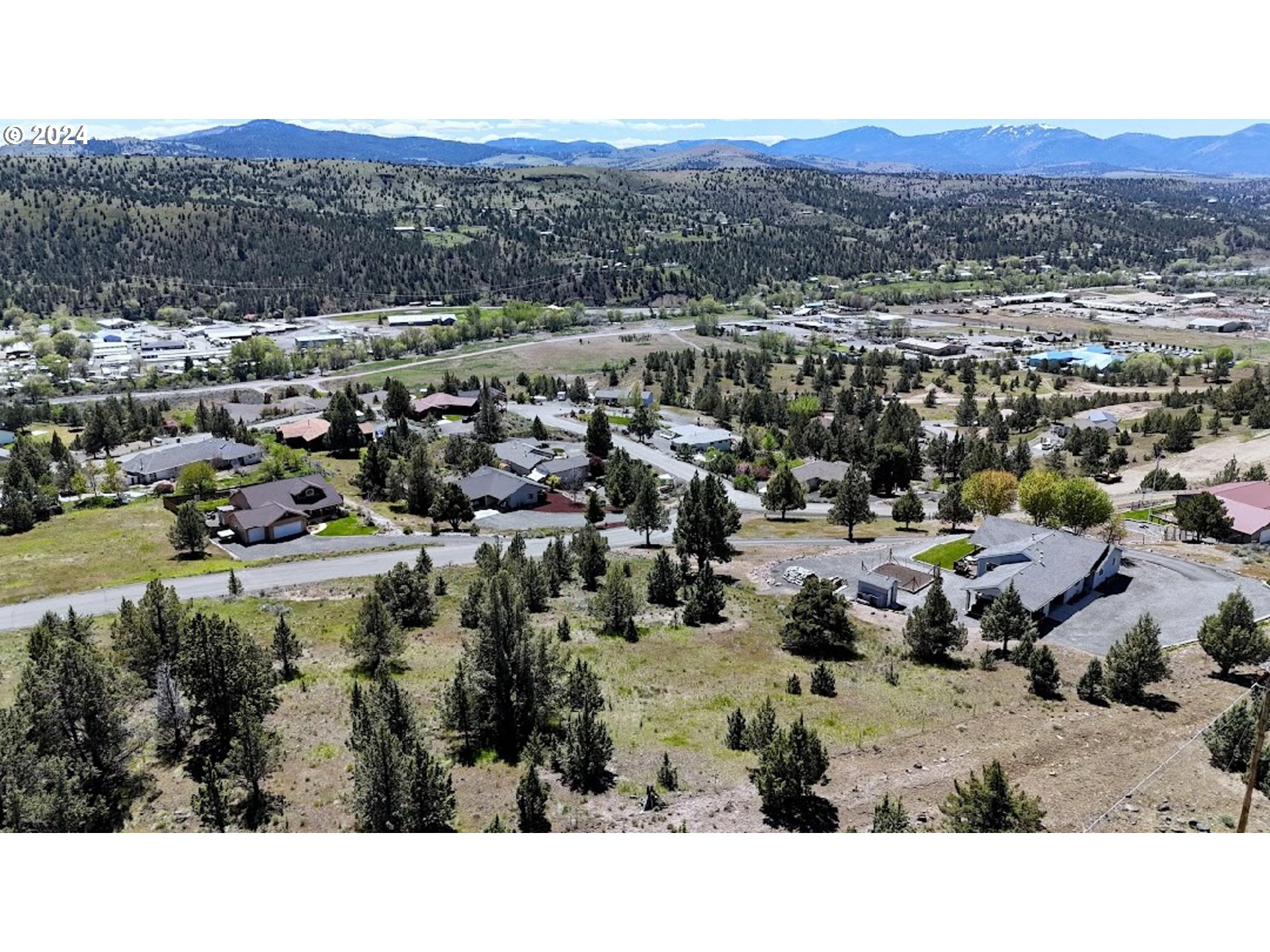 229 VALLEY VIEW DR