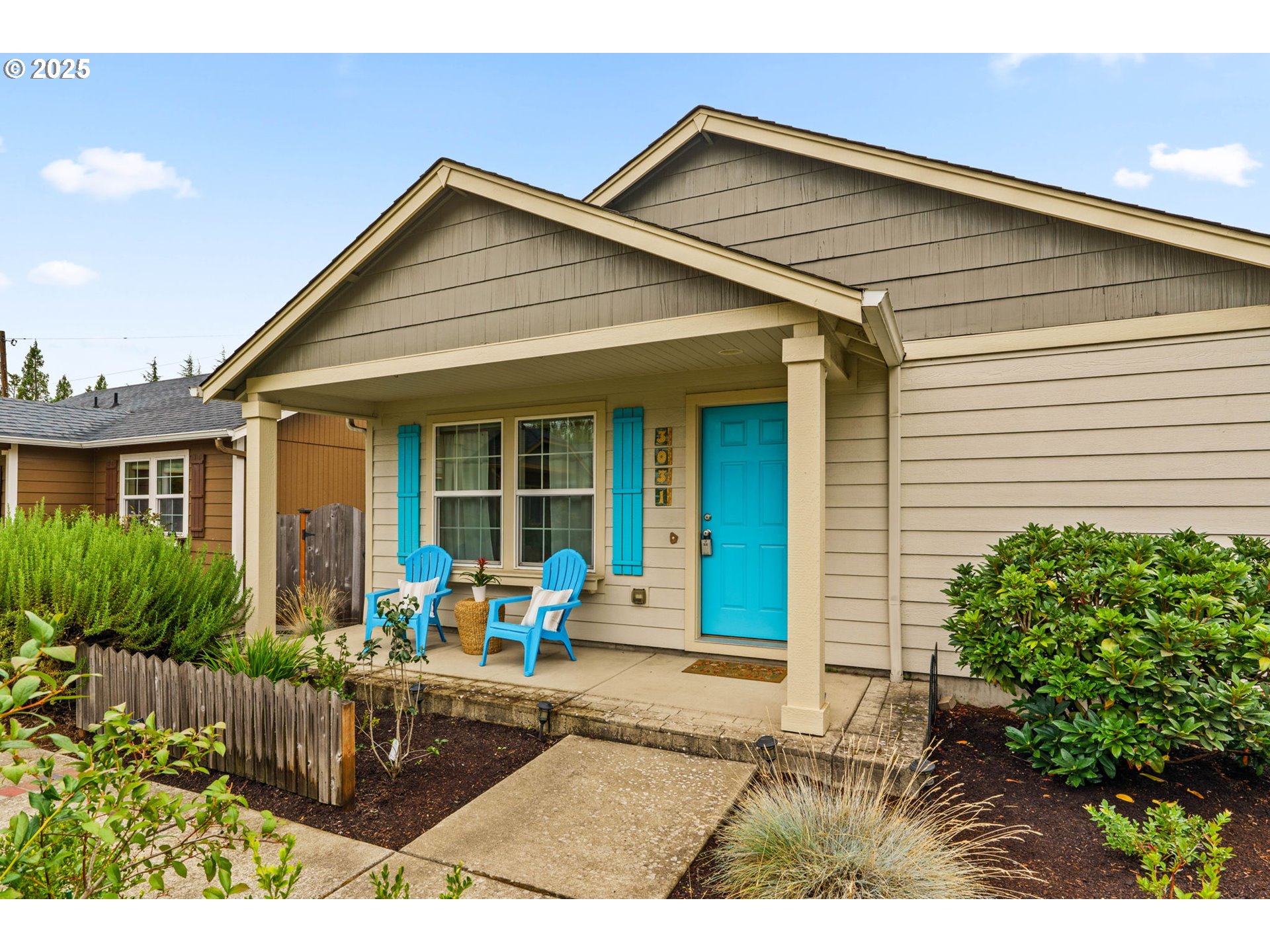3031 HUMMINGBIRD LN