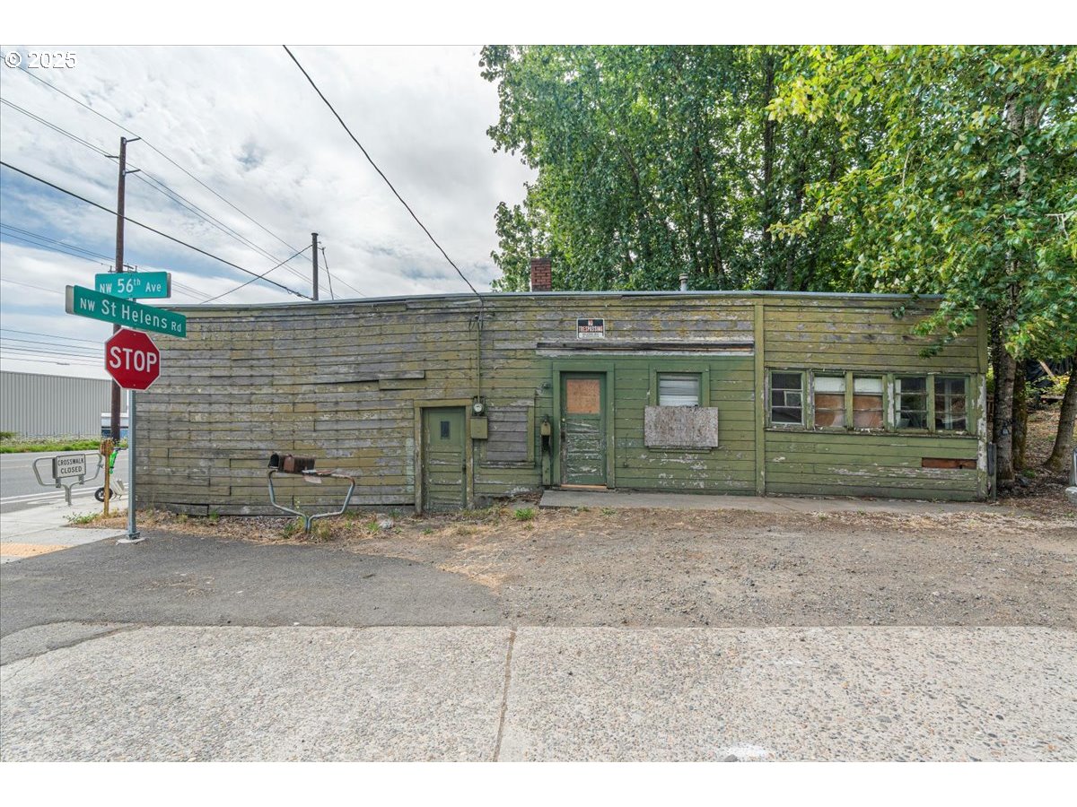 5575 NW SAINT HELENS RD