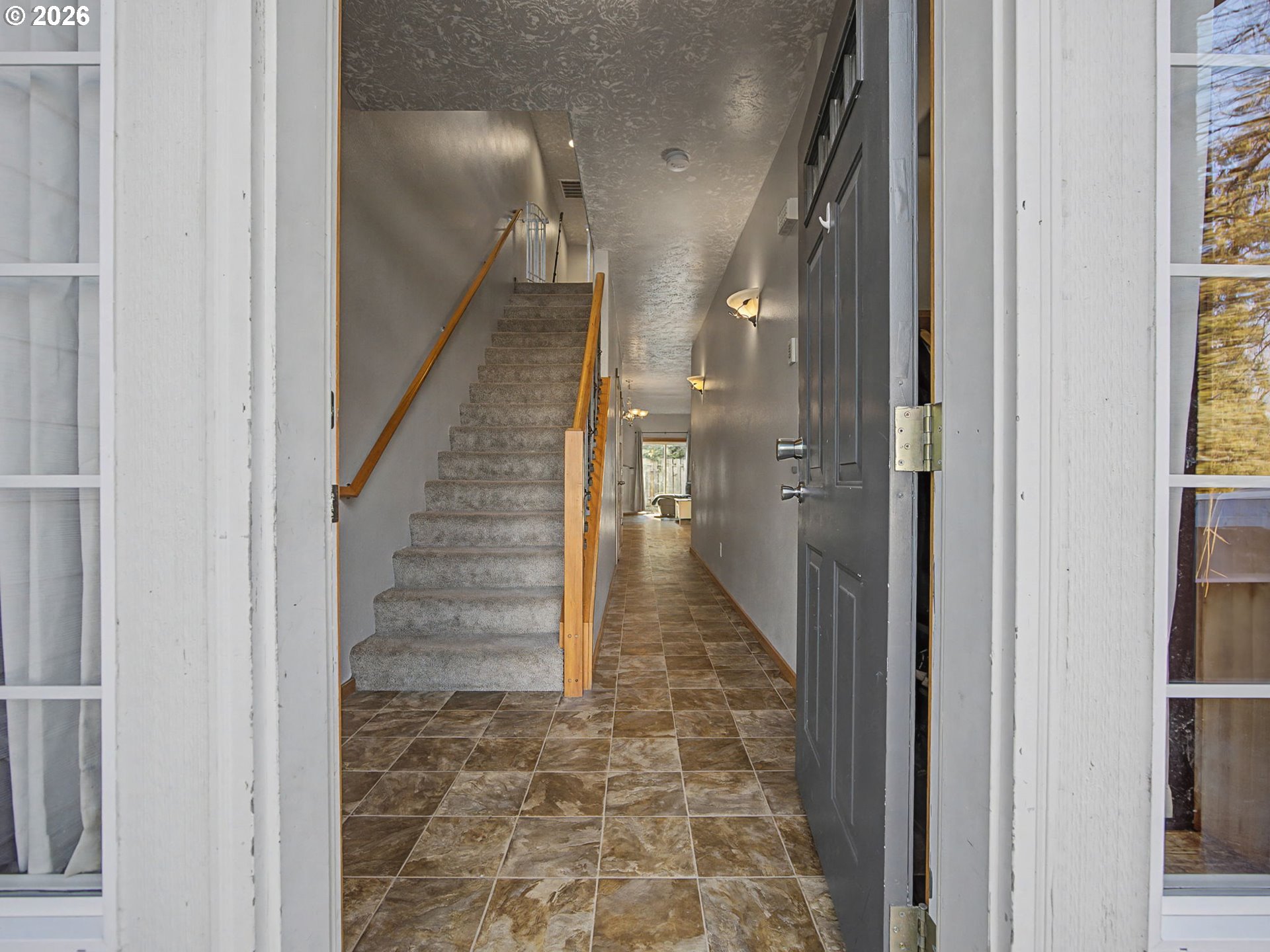 744 E HISTORIC COLUMBIA RI HWY