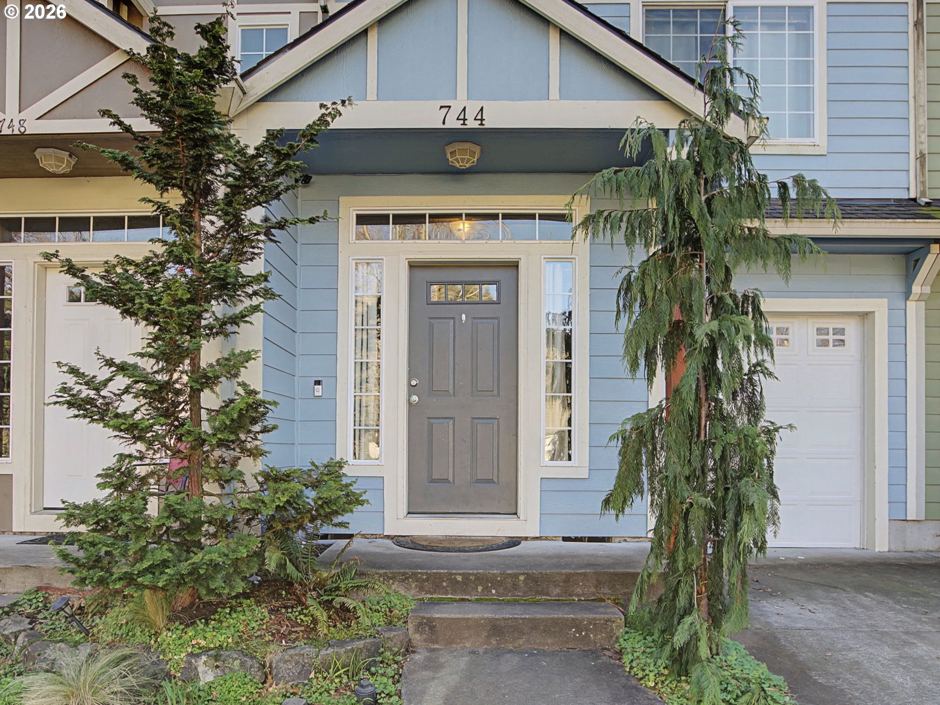 744 E HISTORIC COLUMBIA RI HWY