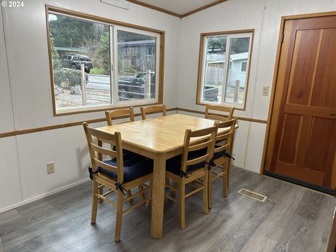 A home in Port Orford