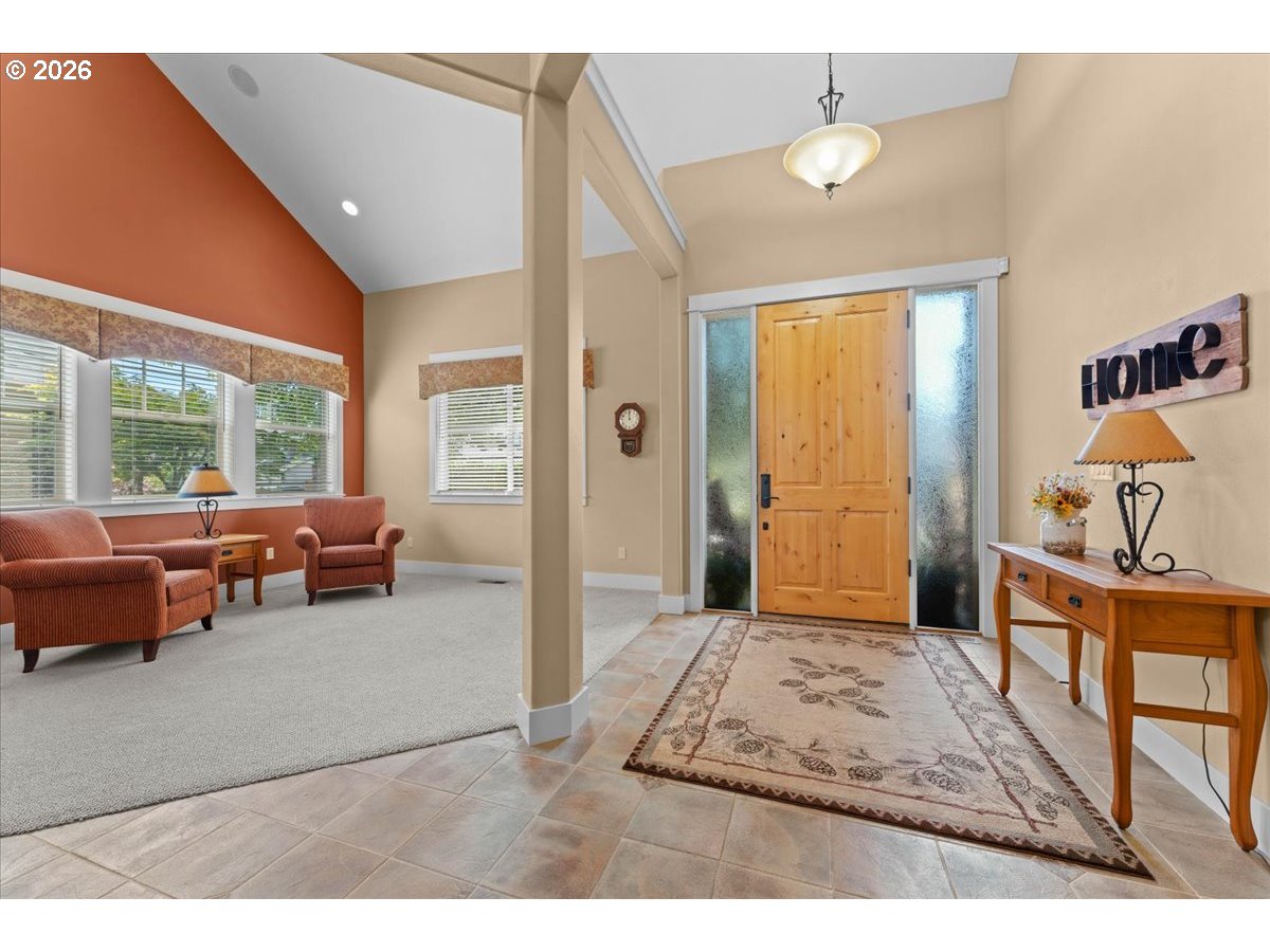 3034 N HOLLADAY DR