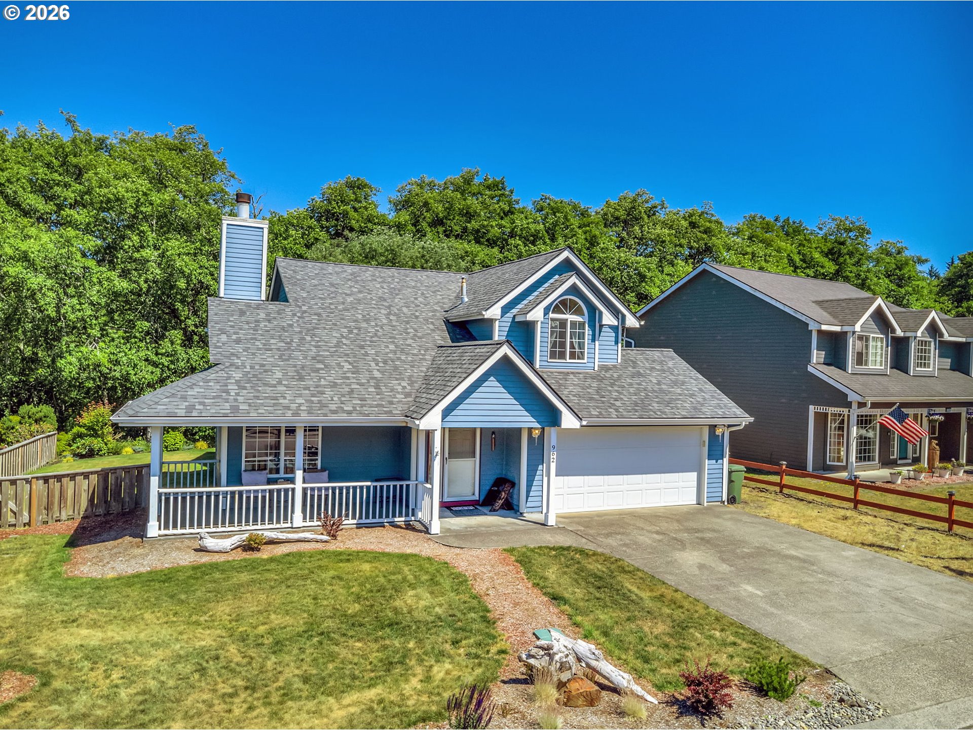 962 PEACOCK ST