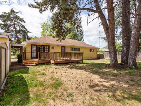 A home in Newberg