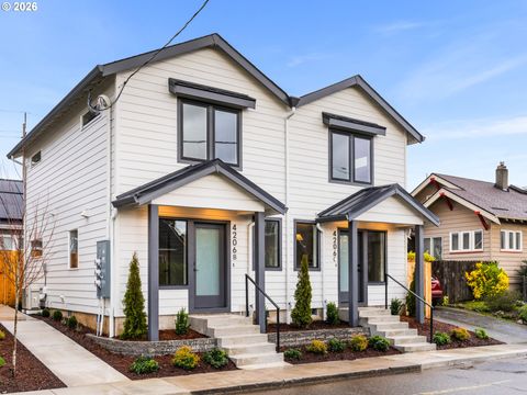 4206 NE 20th AVE B Portland OR 97211