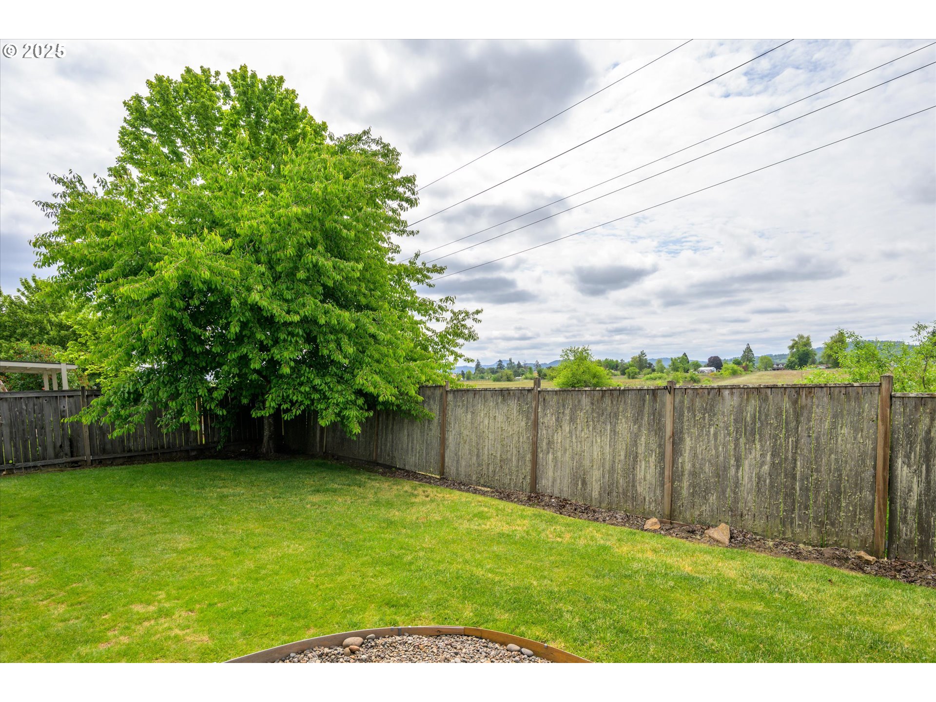 Eugene, Oregon 97402, United States, 3 Bedrooms Bedrooms, ,2 BathroomsBathrooms,Residential,Active,136891