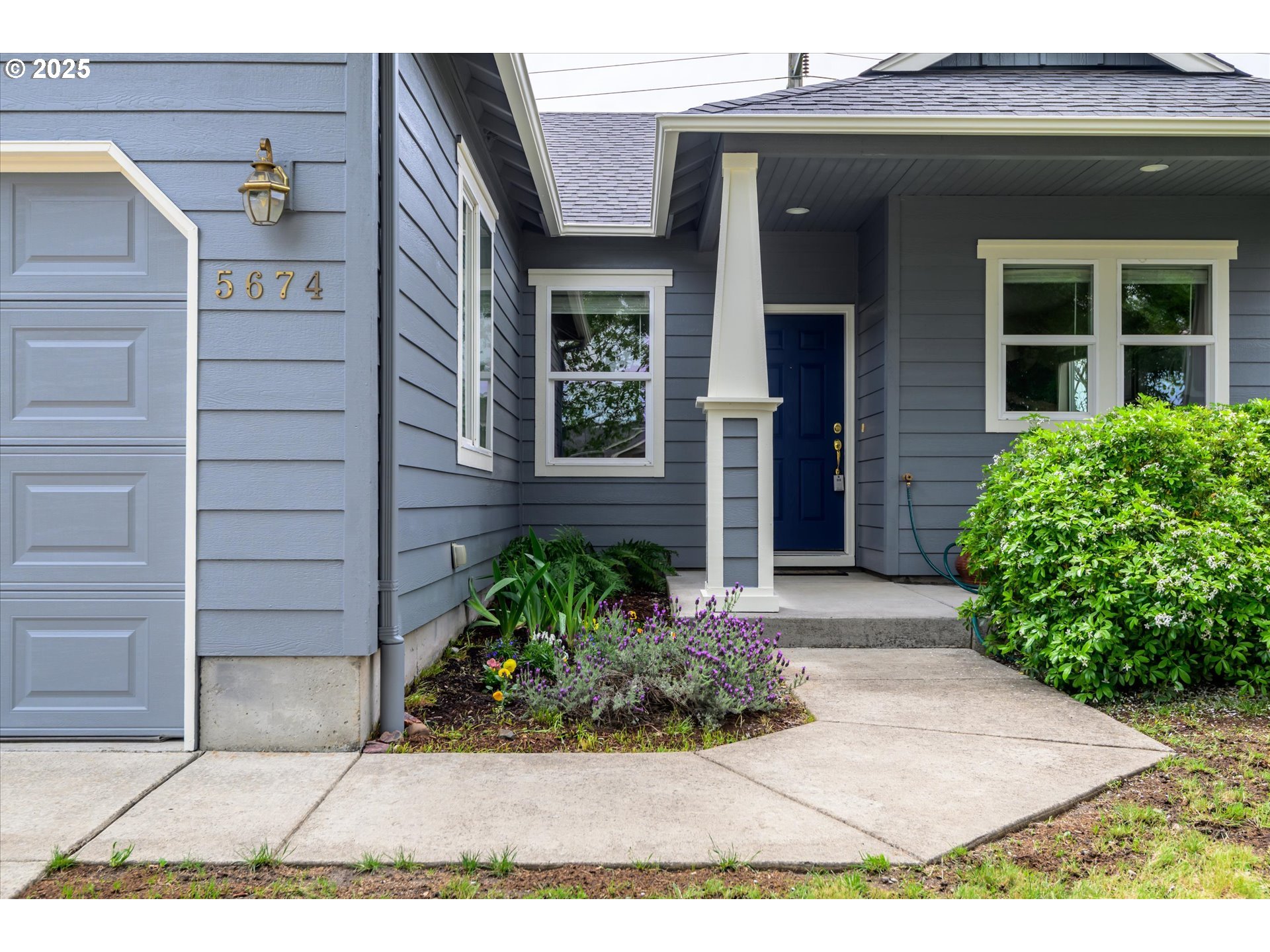 Eugene, Oregon 97402, United States, 3 Bedrooms Bedrooms, ,2 BathroomsBathrooms,Residential,Active,136891