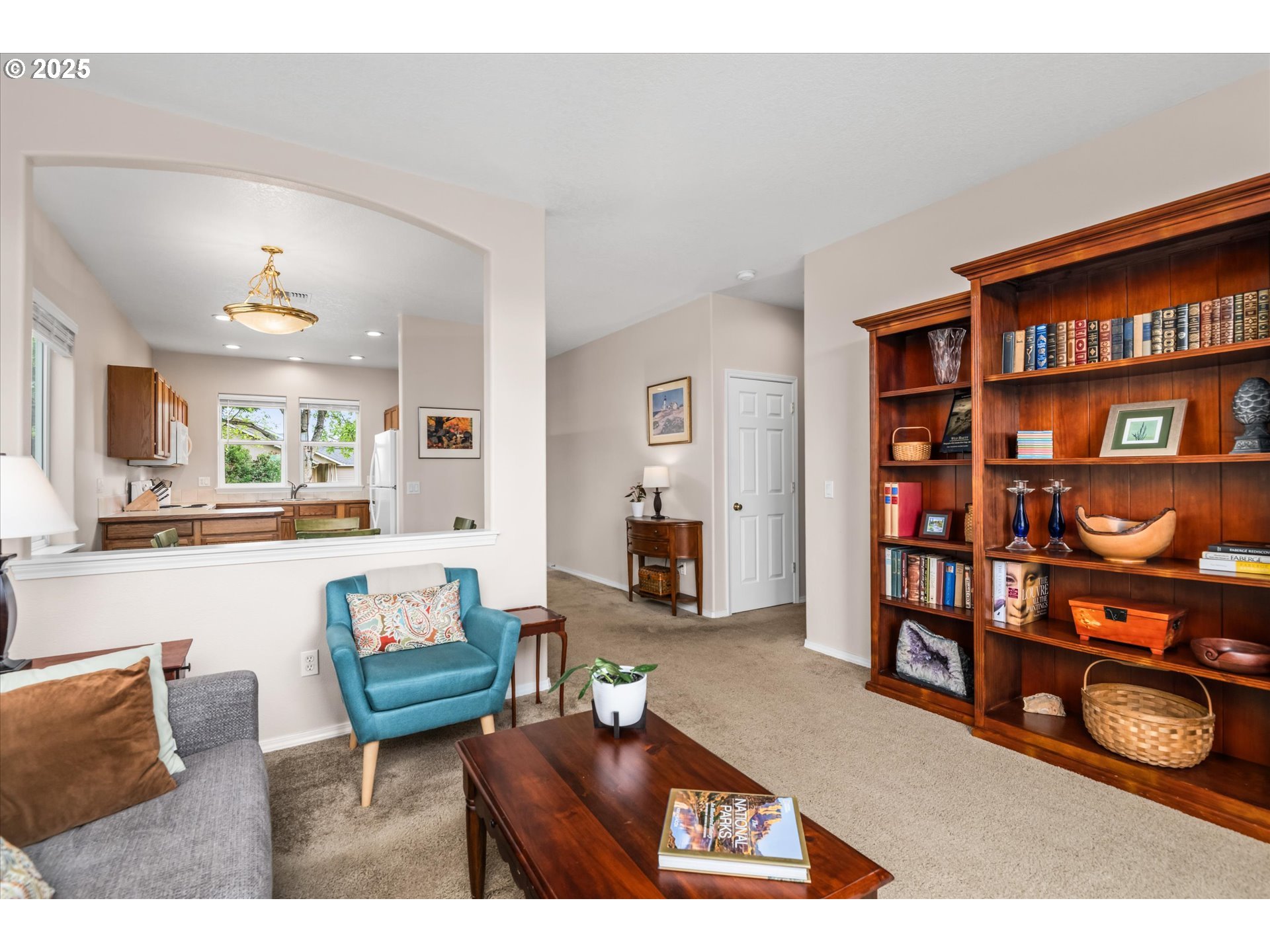 Eugene, Oregon 97402, United States, 3 Bedrooms Bedrooms, ,2 BathroomsBathrooms,Residential,Active,136891