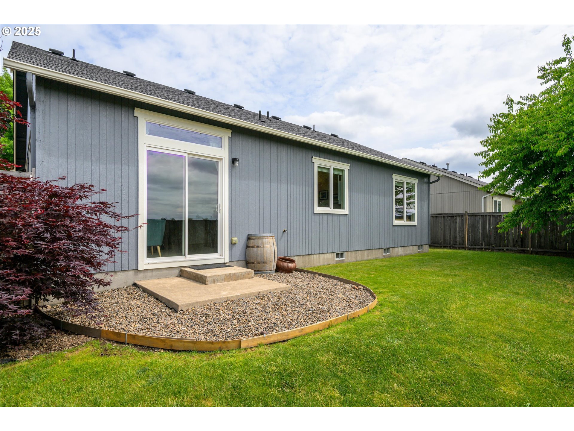 Eugene, Oregon 97402, United States, 3 Bedrooms Bedrooms, ,2 BathroomsBathrooms,Residential,Active,136891