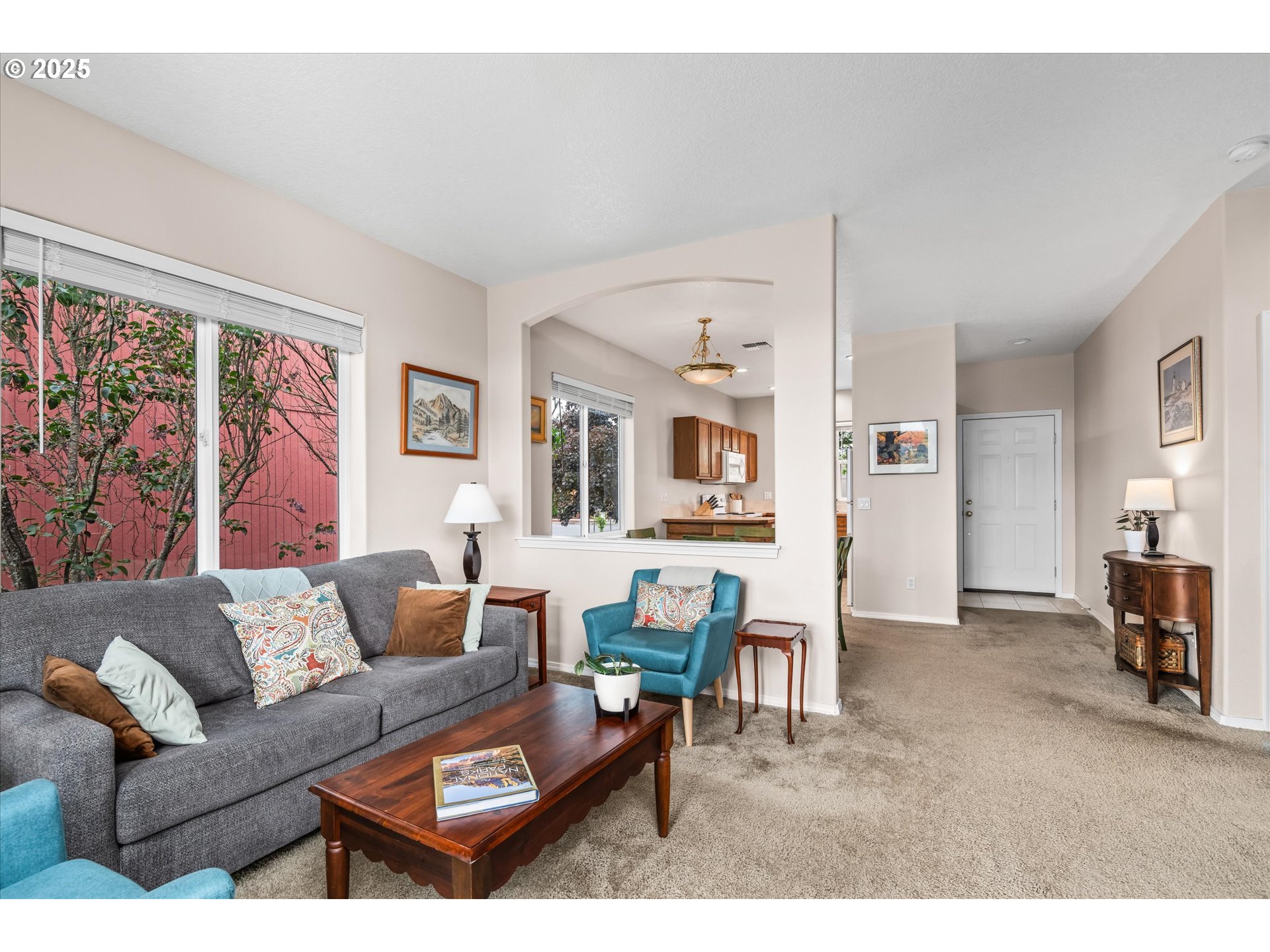 Eugene, Oregon 97402, United States, 3 Bedrooms Bedrooms, ,2 BathroomsBathrooms,Residential,Active,136891