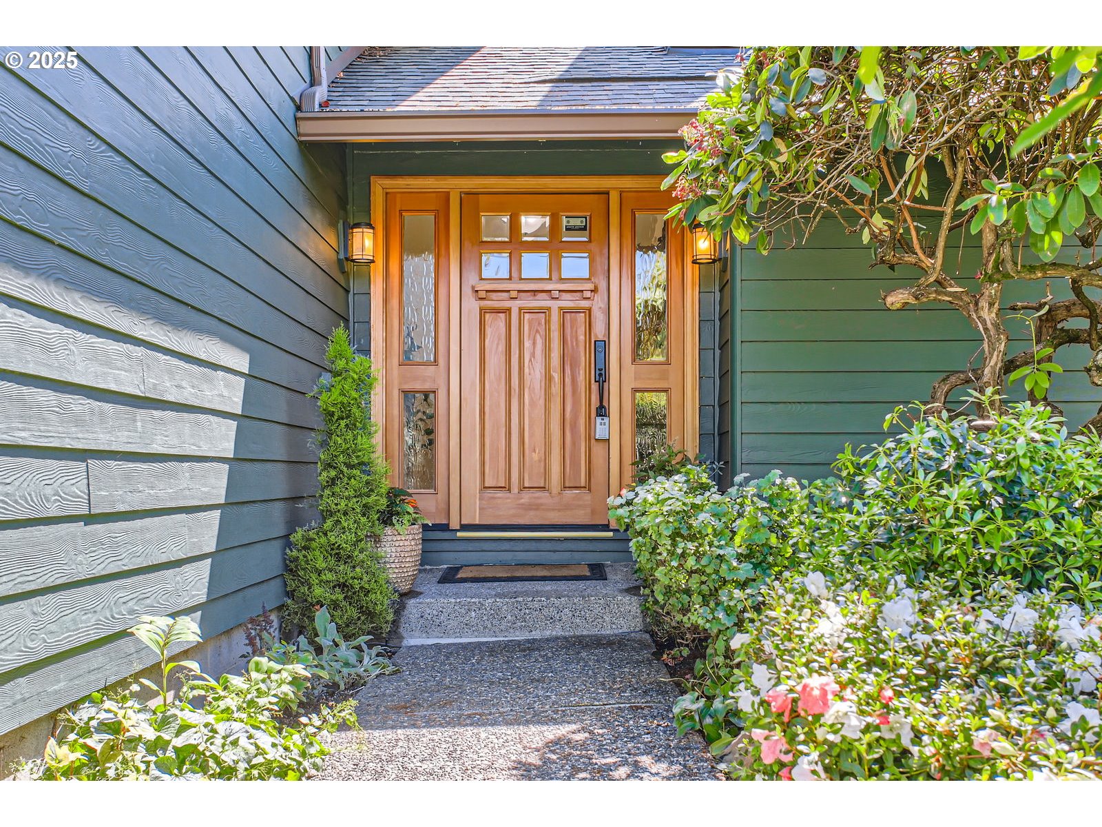 3345 NW ASHLAND DR