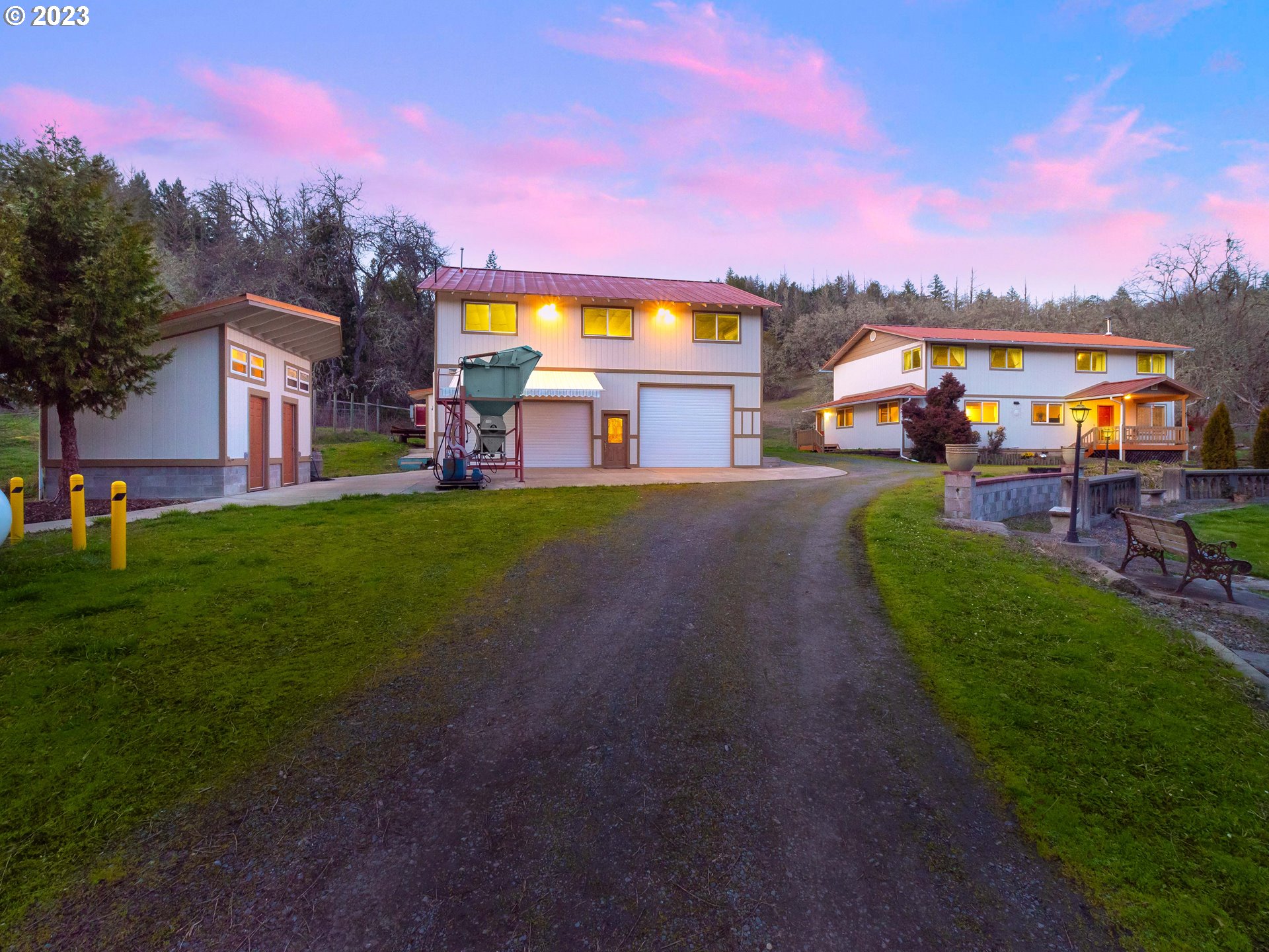 375 PORTER CREEK RD