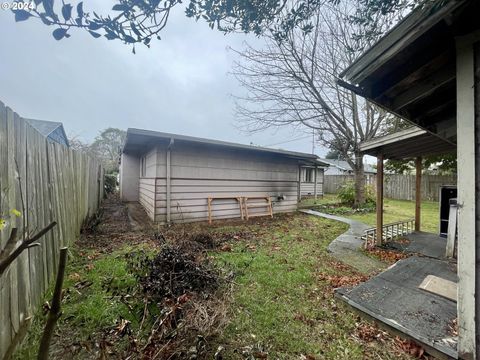 A home in Coos Bay