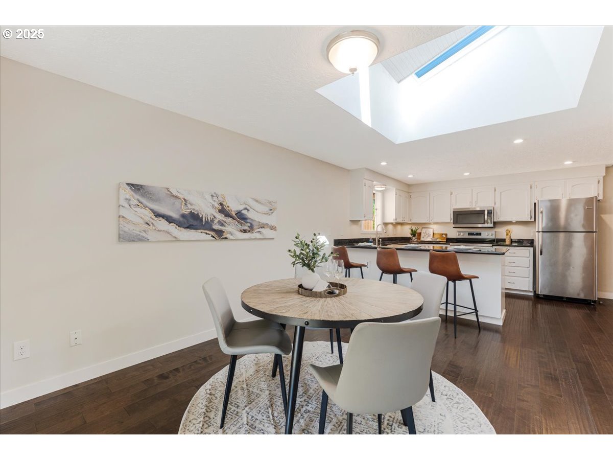 Gladstone, Oregon 97027, United States, 3 Bedrooms Bedrooms, ,2 BathroomsBathrooms,Residential,Pending,146048