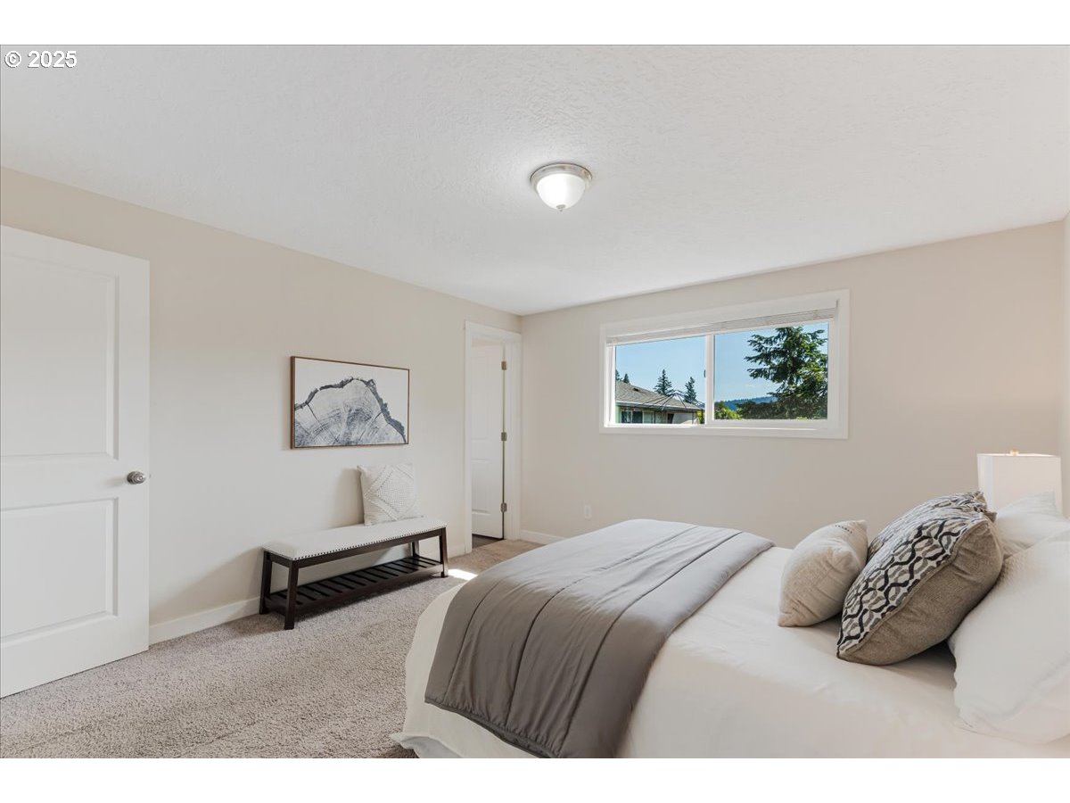 Gladstone, Oregon 97027, United States, 3 Bedrooms Bedrooms, ,2 BathroomsBathrooms,Residential,Pending,146048