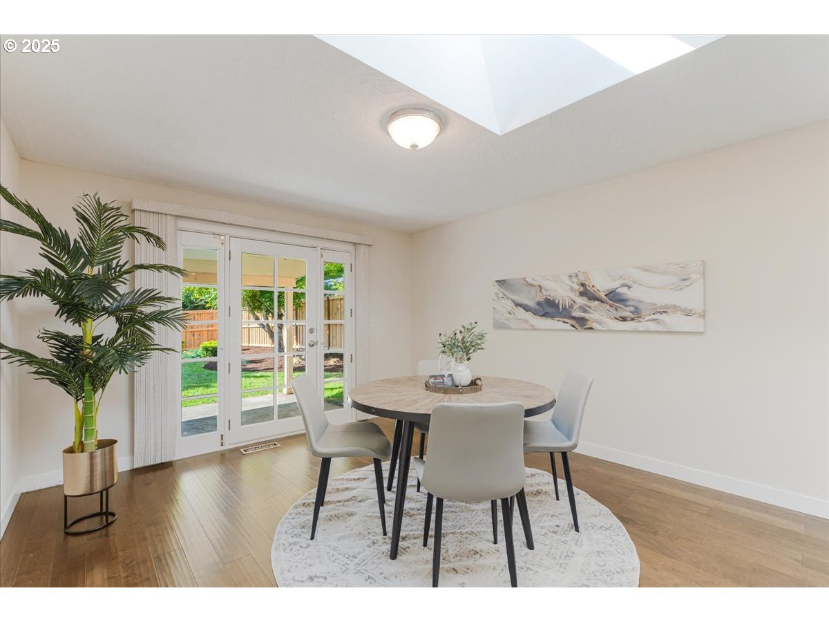 Gladstone, Oregon 97027, United States, 3 Bedrooms Bedrooms, ,2 BathroomsBathrooms,Residential,Pending,146048