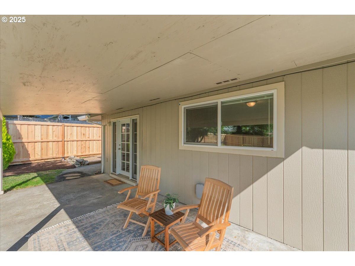 Gladstone, Oregon 97027, United States, 3 Bedrooms Bedrooms, ,2 BathroomsBathrooms,Residential,Pending,146048