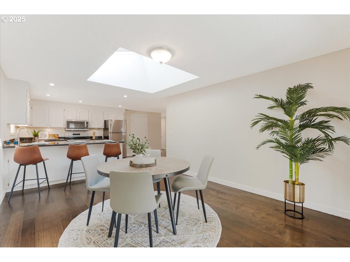 Gladstone, Oregon 97027, United States, 3 Bedrooms Bedrooms, ,2 BathroomsBathrooms,Residential,Pending,146048